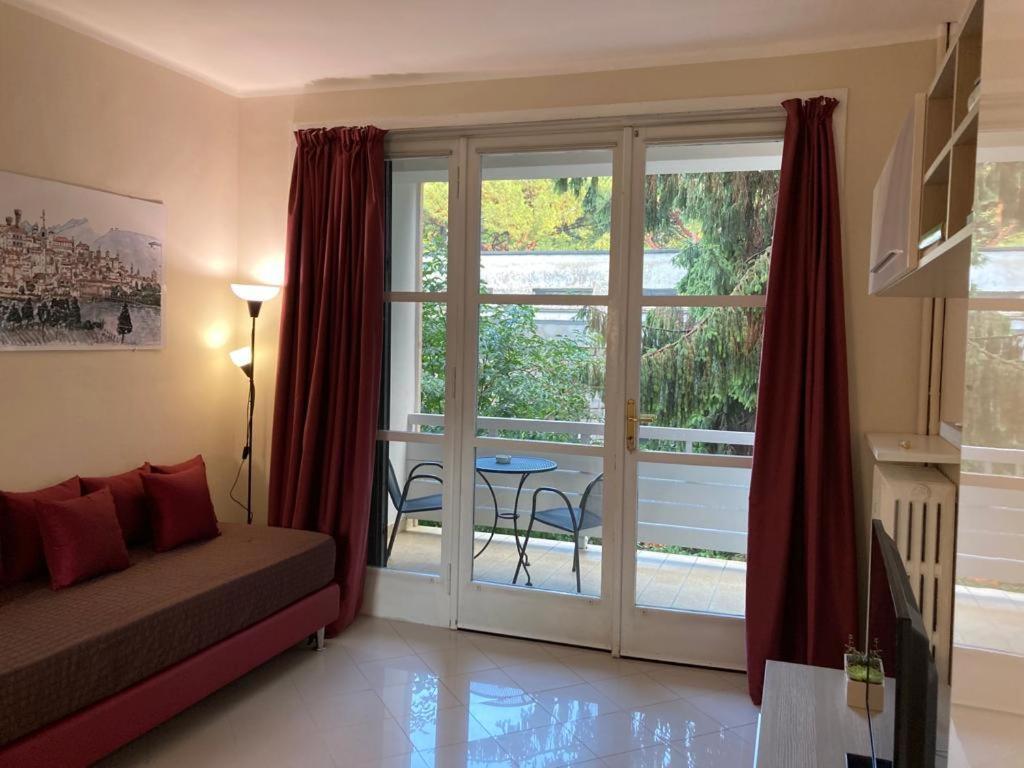 Apartment "Borgo Olivetti" 이브레아 외부 사진